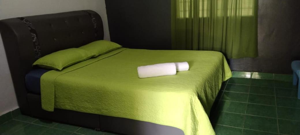 Durian Chalet Kuala Tahan Zewnętrze zdjęcie